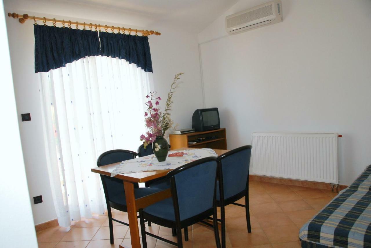 Apartmani Bauk Poreč Buitenkant foto