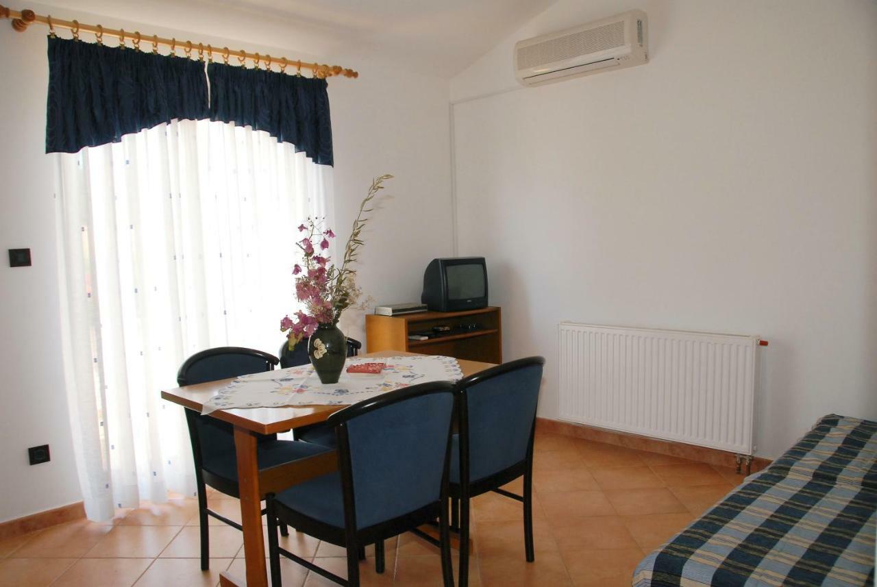 Apartmani Bauk Poreč Buitenkant foto