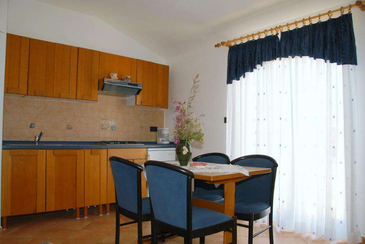 Apartmani Bauk Poreč Buitenkant foto