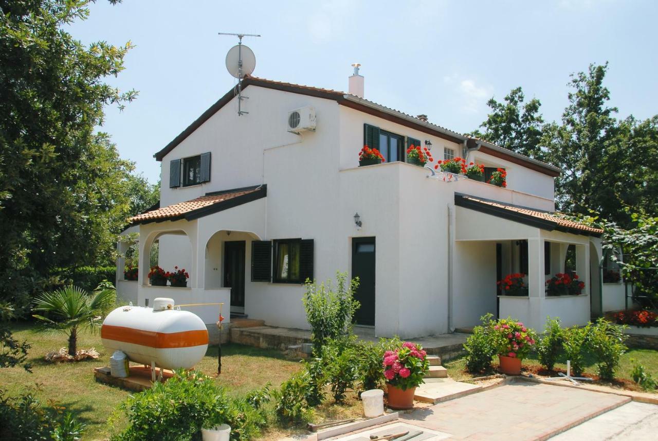 Apartmani Bauk Poreč Buitenkant foto